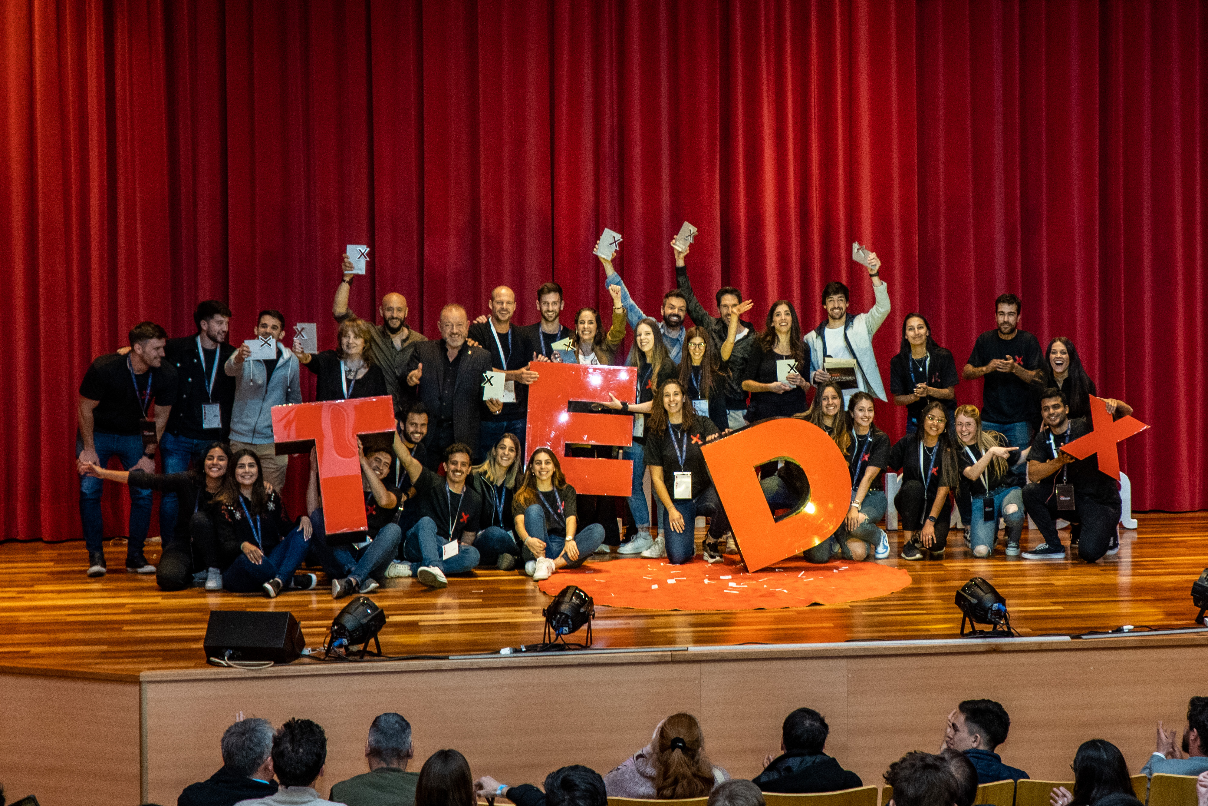 TEDxUTN 2022: "¿Conversamos?" - 1