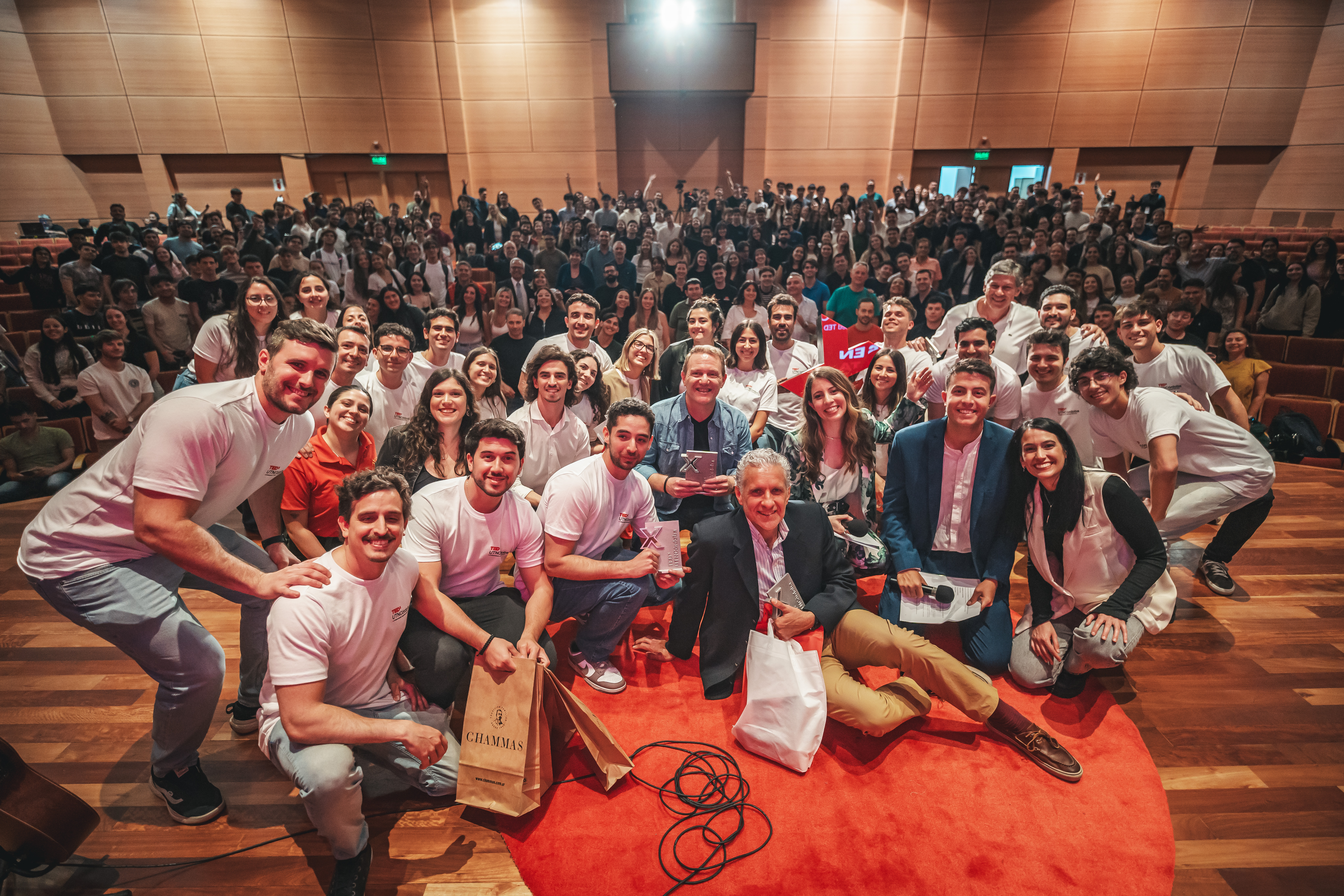 Una Comunidad que Trasciende